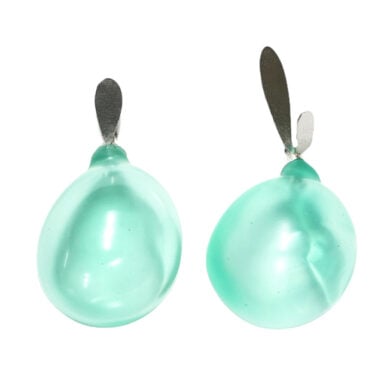 Ohrstecker aus grünem Epoxydharz und Silber wie kleine Ballone